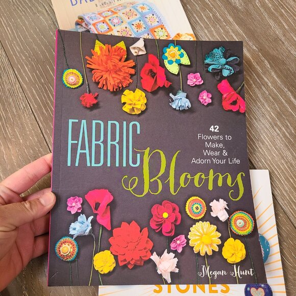 Bundle of Crafting Hobby Books: Crochet, Painted Rocks, Fabric Flowers, Jewelry - Picture 4 of 13